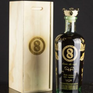 Botella en estuche de madera